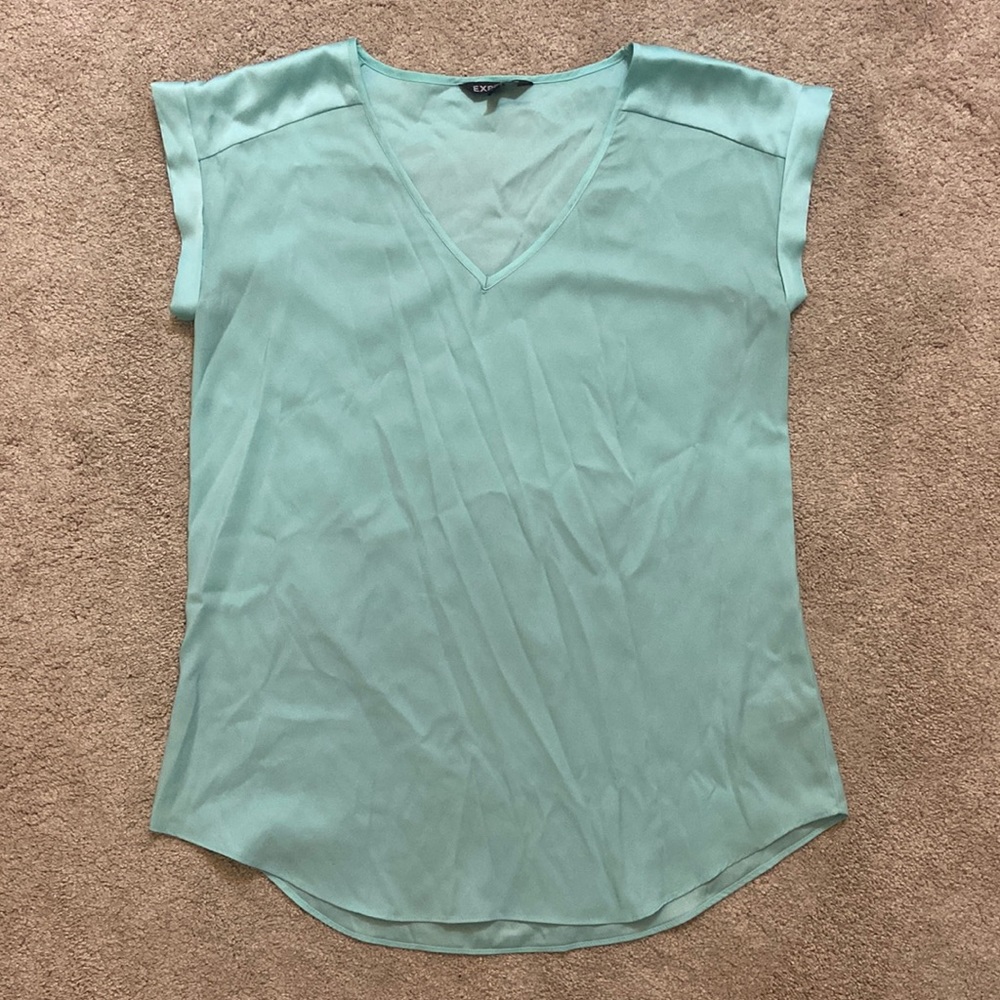 Express Women’s Satin Crew Neck Top